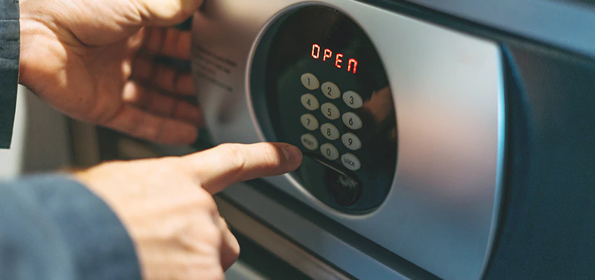 Cash Safe Openers in Chula Vista, California