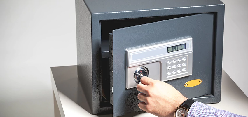Jewelry Safe Unlocking Service in Chula Vista, California